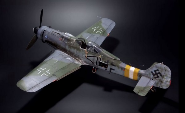 Focke Wulf Fw-190 D-9 Hasegawa 1/32