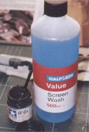 Value screen car wash от Halford хорош для разбавления других акриловых красок, таких, как от Tamiya.