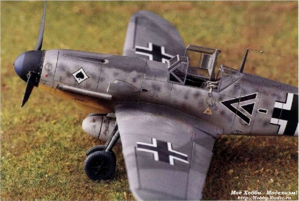 Моя модель Messerschmitt Bf 109F-4, построенная из комплекта Hasegawa и деталированная дополнительными принадлежностями и методами окраски, описанными позже в книге.