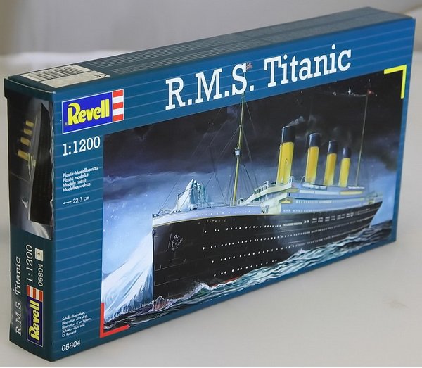 Сборная модель Титаник от Revell в масштабе 1_2000