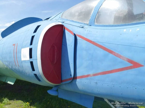Самолёт Як-38 в техническом музее Тольятти