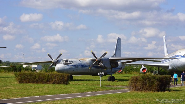 Самолёт Ан-24 в Авиамузее Ульяновска