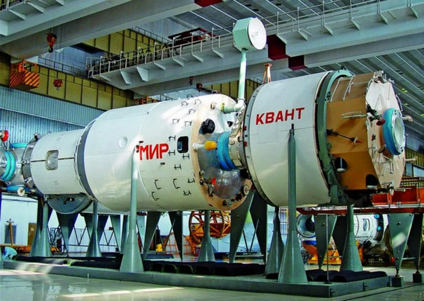 AM72549 Декали станция Мир на все модули